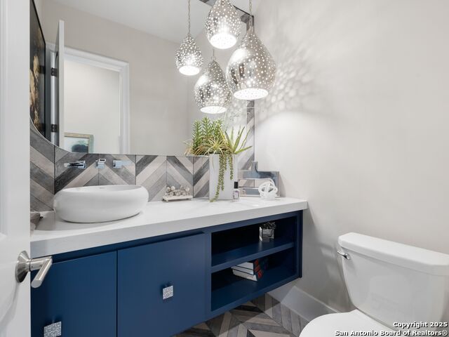 Listing photo id 28 for 4020 Luz Del Faro
