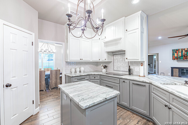 Image 21 of 59 For 218 Deer Ridge