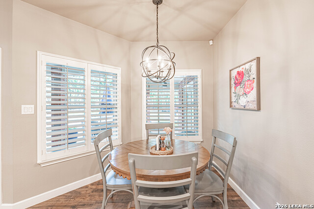 Image 25 of 59 For 218 Deer Ridge