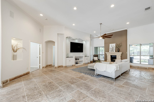 Image 12 of 43 For 14014 Bluff Manor Dr