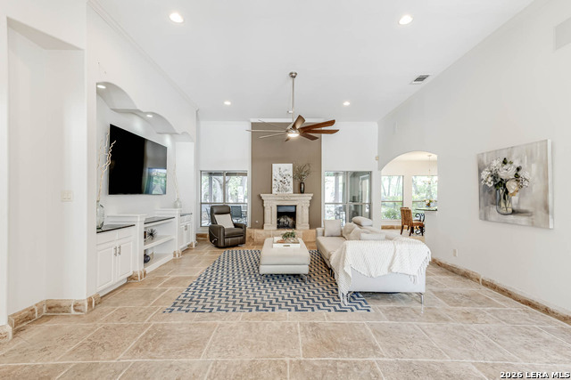 Image 13 of 43 For 14014 Bluff Manor Dr