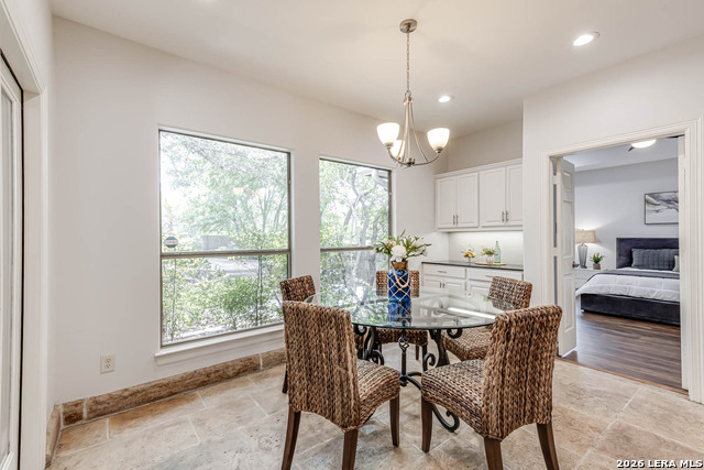 Image 20 of 43 For 14014 Bluff Manor Dr