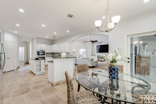 Image 22 of 43 For 14014 Bluff Manor Dr