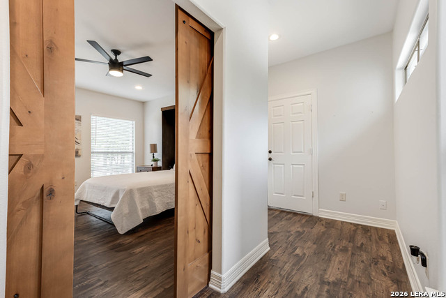 Image 36 of 43 For 14014 Bluff Manor Dr