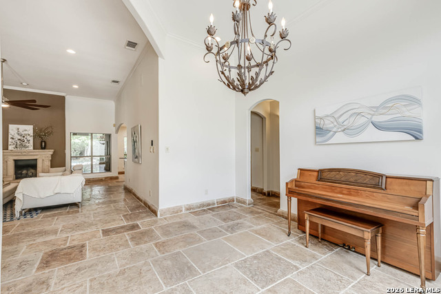 Image 9 of 43 For 14014 Bluff Manor Dr