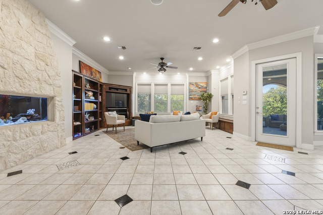 Image 37 of 62 For 19403 Settlers Crk