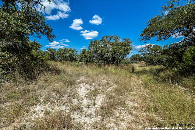 Image 7 of 13 For 190 Fallen Acorn Dr