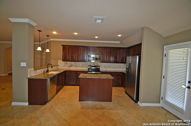 Image 3 of 12 For 237 Fischer Dr