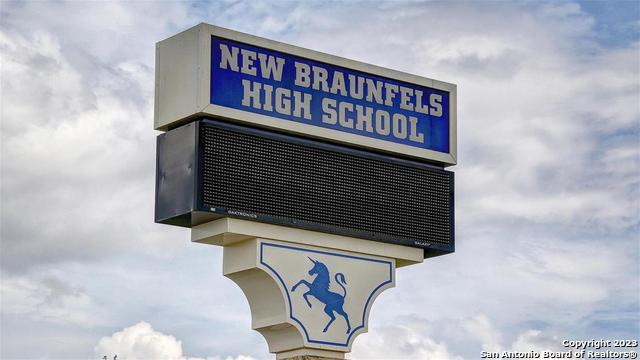 Image 16 of 17 For 636 Bodark Street