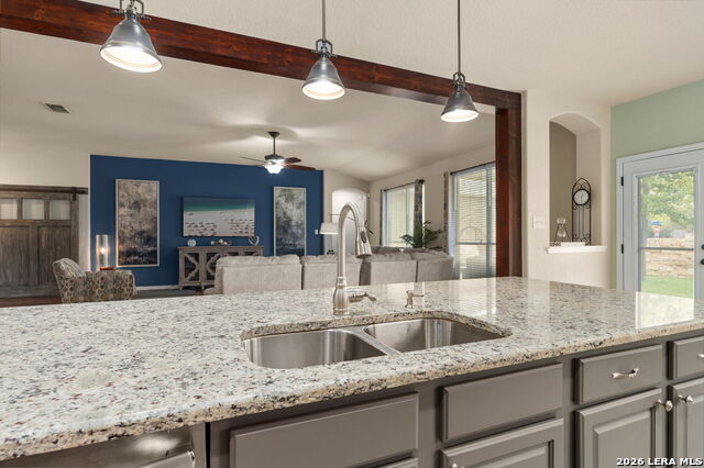 Image 13 of 40 For 2003 Laivita Mist