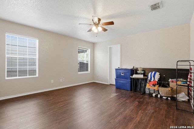 Listing photo id 11 for 7839 Horse Holw