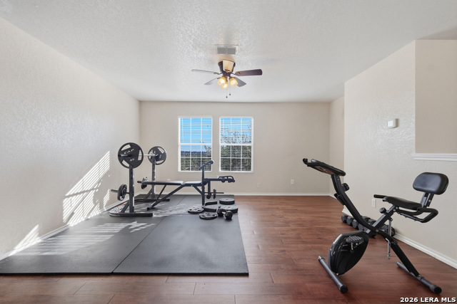 Listing photo id 23 for 7839 Horse Holw