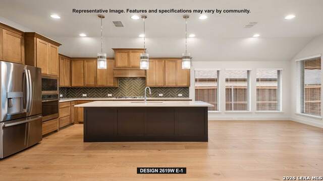 Listing photo id 0 for 323 Bella Rosa Way