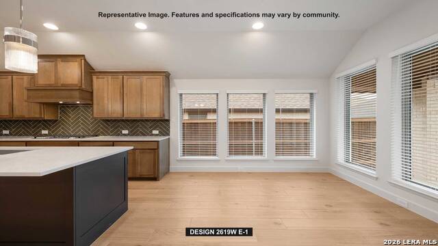 Listing photo id 5 for 323 Bella Rosa Way