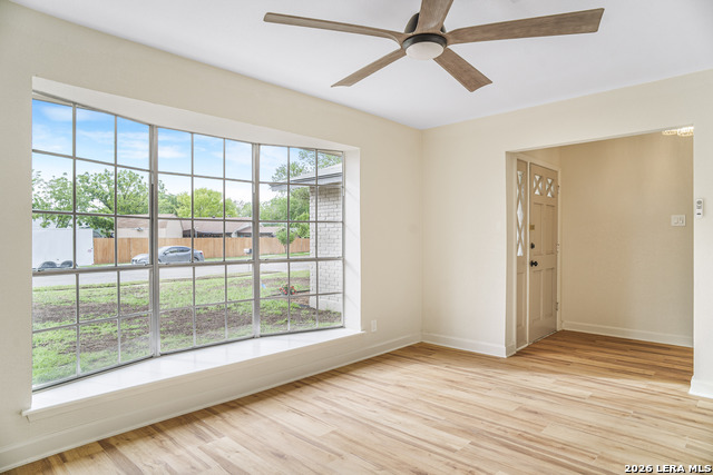 Image 3 of 15 For 11611 Spring Mont