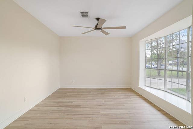 Image 4 of 15 For 11611 Spring Mont