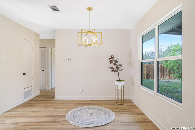 Image 5 of 15 For 11611 Spring Mont