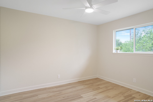 Image 9 of 15 For 11611 Spring Mont