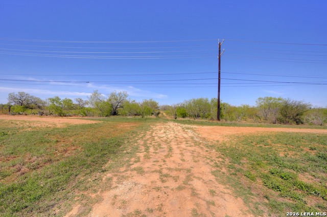 Listing photo id 18 for 1283 Loop 1604 W S