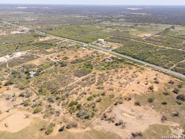 Listing photo id 24 for 1283 Loop 1604 W S