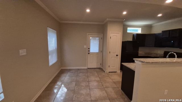 Image 11 of 31 For 6866 Lakeview Dr