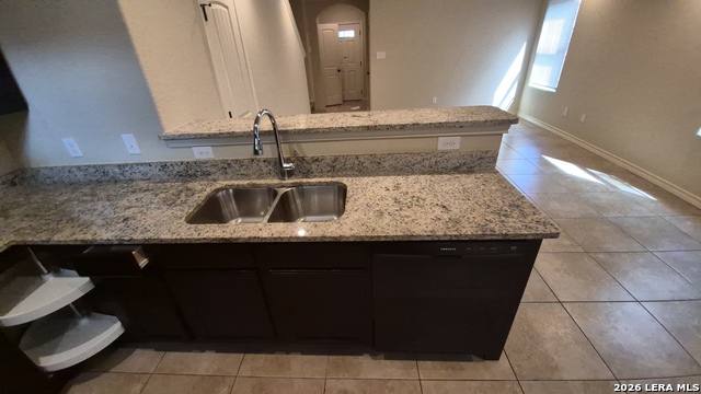 Image 21 of 31 For 6866 Lakeview Dr