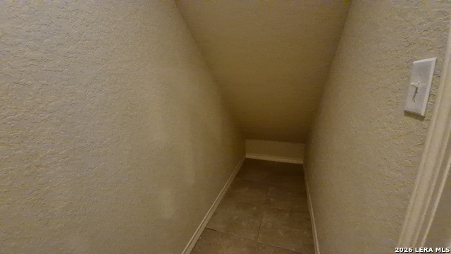 Image 23 of 31 For 6866 Lakeview Dr