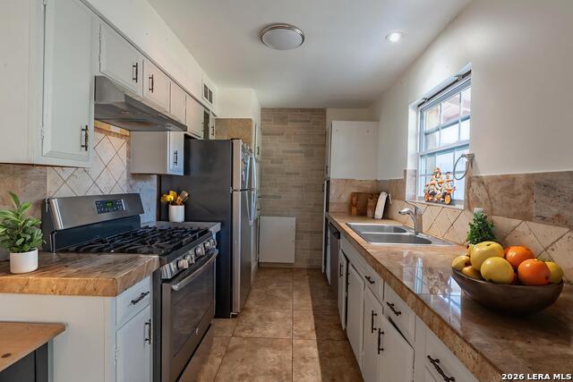 Image 2 of 31 For 607 Colwyn Pass