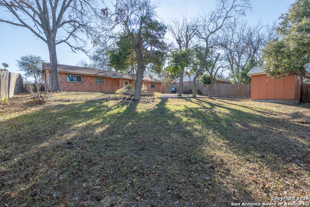 Image 27 of 31 For 607 Colwyn Pass