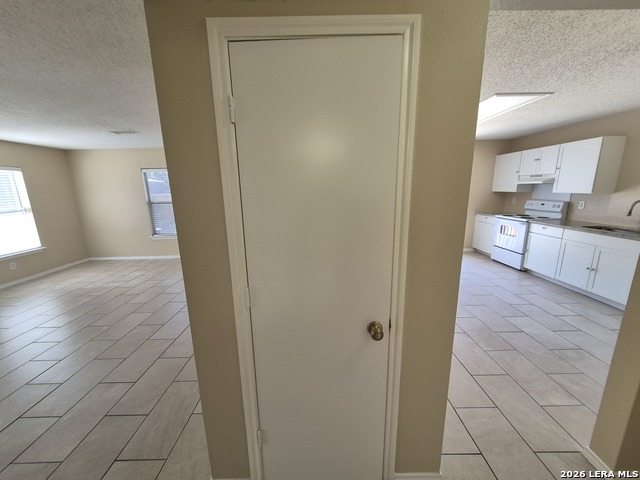 Image 12 of 44 For 6919 Heron Flts