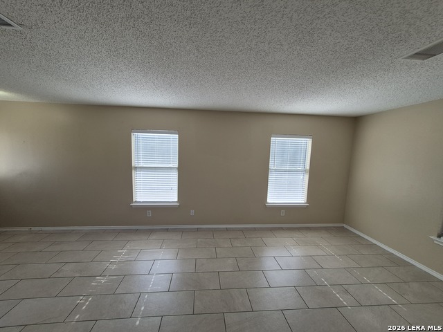 Image 6 of 44 For 6919 Heron Flts