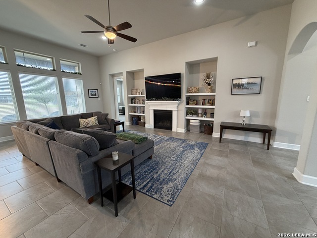 Image 3 of 28 For 6519 Tallow Way