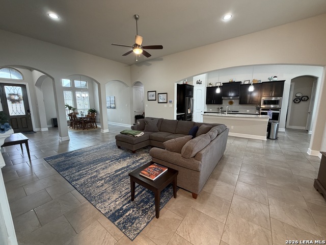 Image 4 of 28 For 6519 Tallow Way