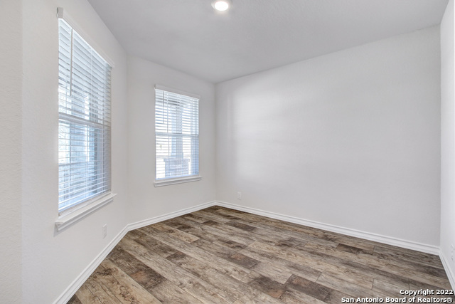 Image 3 of 30 For 22224 Backspin