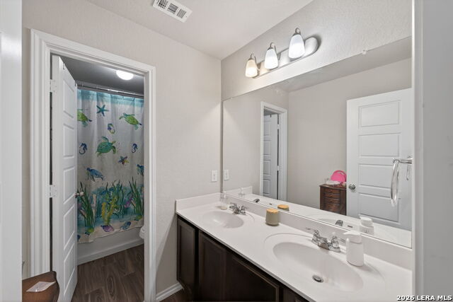 Image 20 of 29 For 5910 Frisbee Path