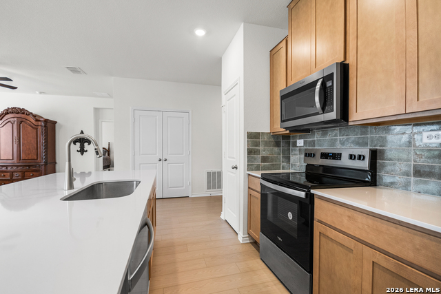 Image 6 of 34 For 110 Mission Lake Rd