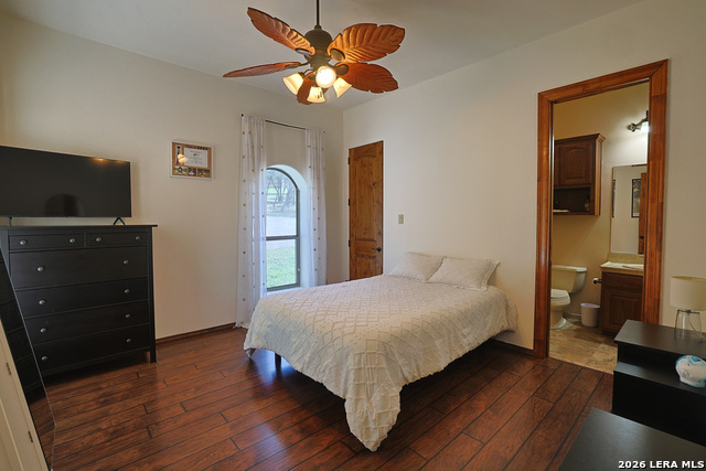 Image 27 of 45 For 23869 Iron Horse