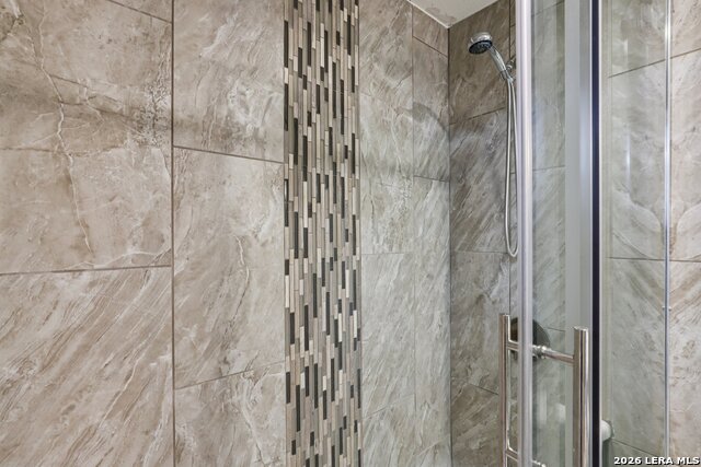 Image 24 of 42 For 125 Stace  