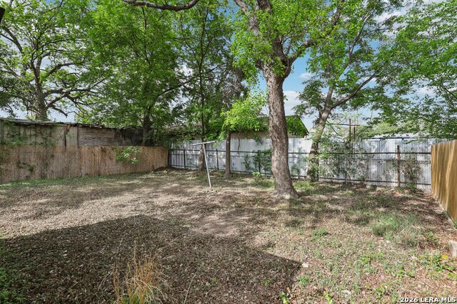 Image 39 of 42 For 125 Stace  