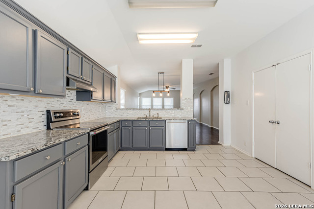 Image 13 of 32 For 3548 Piedmont