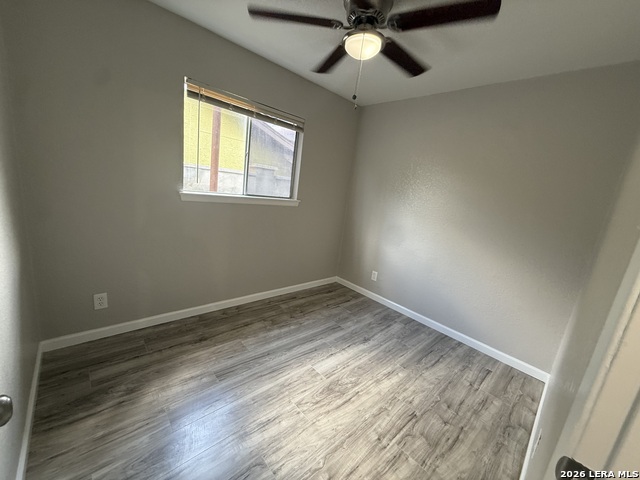 Image 15 of 18 For 4911 Tennyson Dr