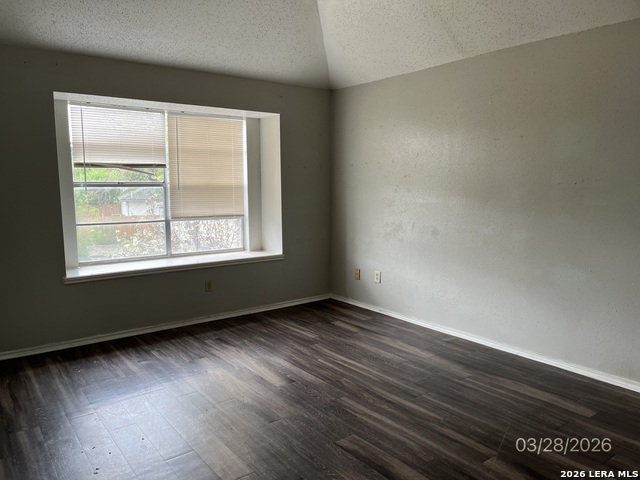 Image 5 of 7 For 11343 Hatchet Pass Dr