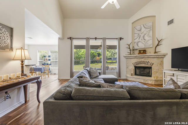 Image 13 of 59 For 26422 Enchanted Wind