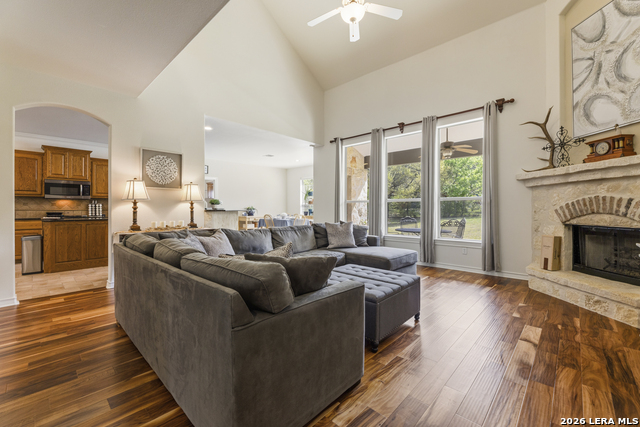 Image 16 of 59 For 26422 Enchanted Wind