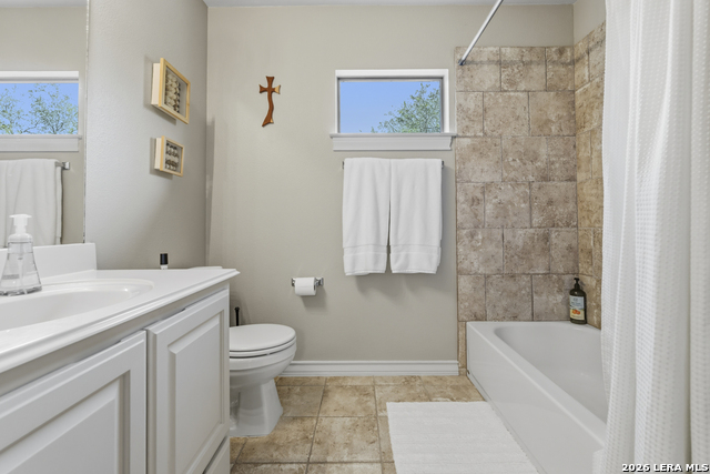 Image 42 of 59 For 26422 Enchanted Wind