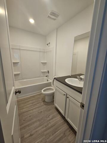 Image 11 of 13 For 731 Paul Cyn