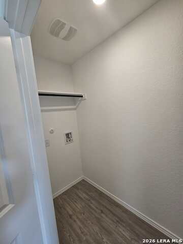 Image 12 of 13 For 731 Paul Cyn