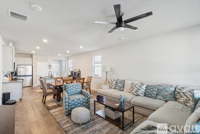 Image 7 of 20 For 2409 Ayers  