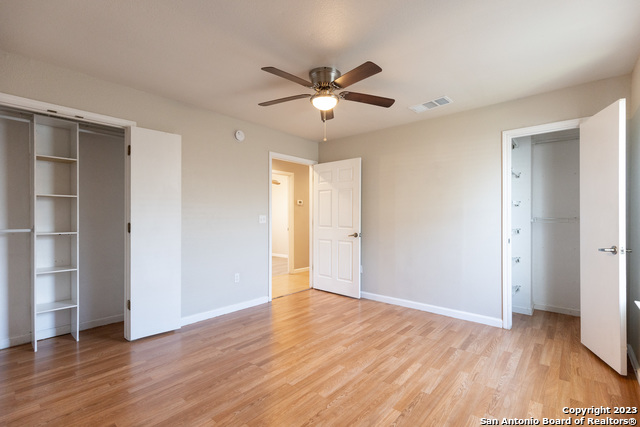 Image 12 of 26 For 3727 Aragon Dr