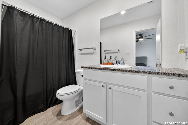 Image 21 of 23 For 10957 Presa Way